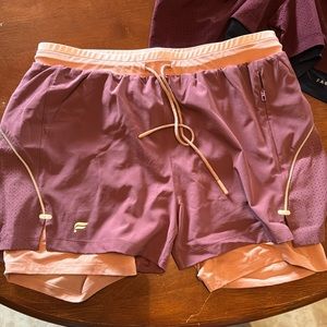 Fabletics Men’s Kadence shorts lined 5” inch